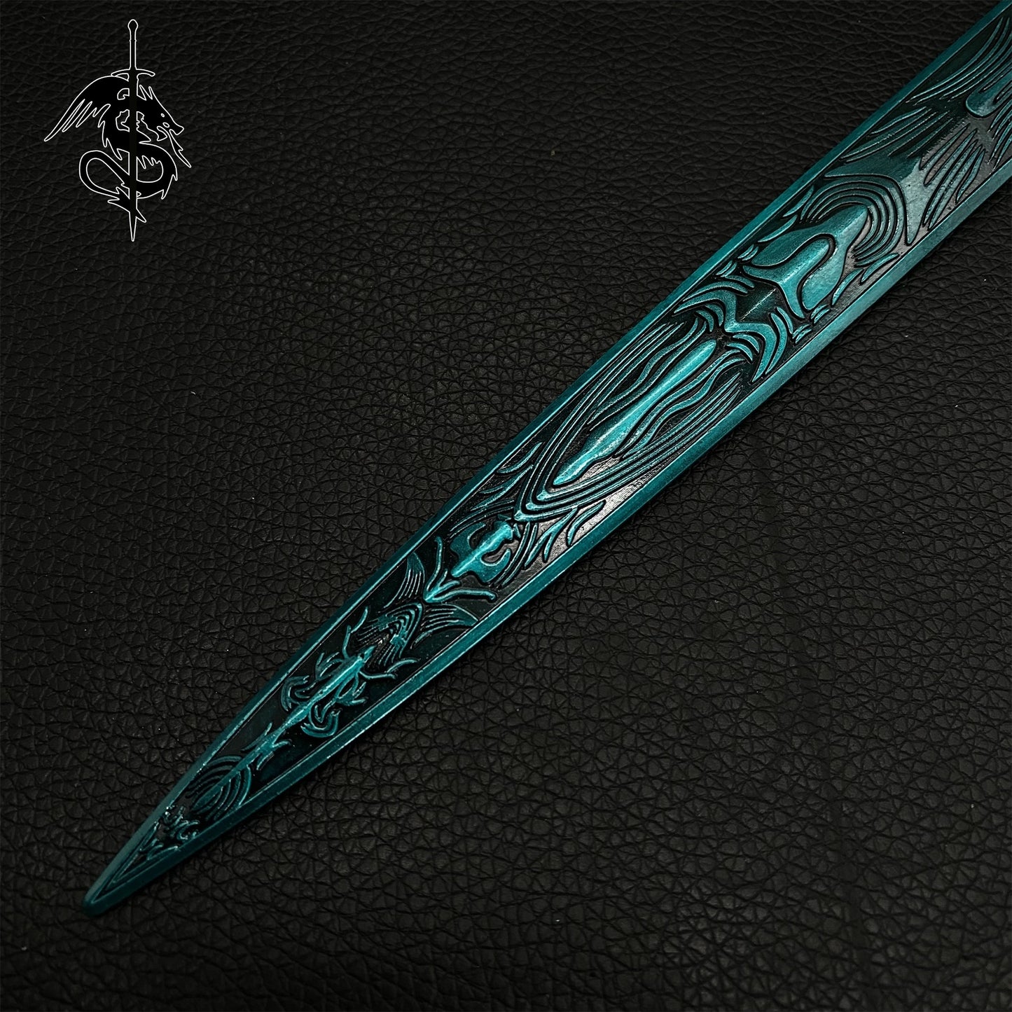 Mini Moonlight Greatsword Metal Dark Moon Sword