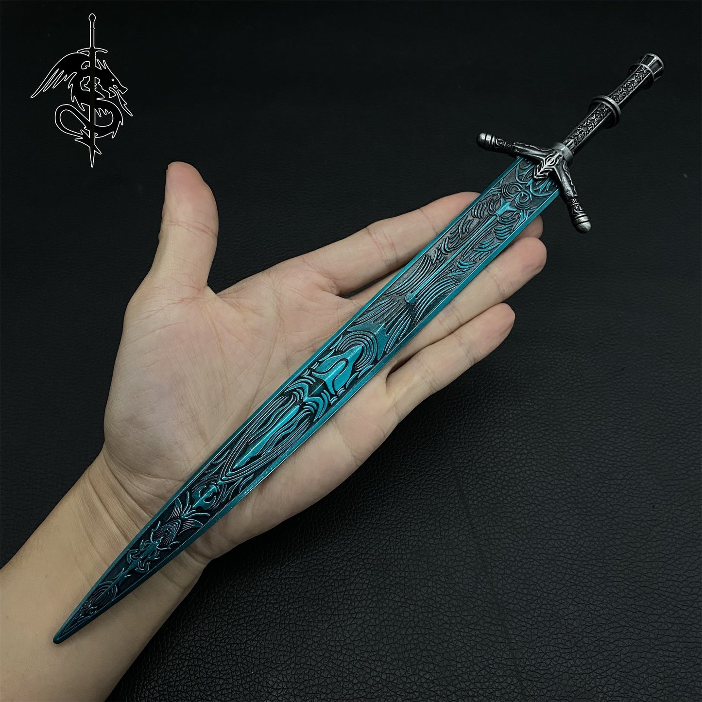 Mini Moonlight Greatsword Metal Dark Moon Sword