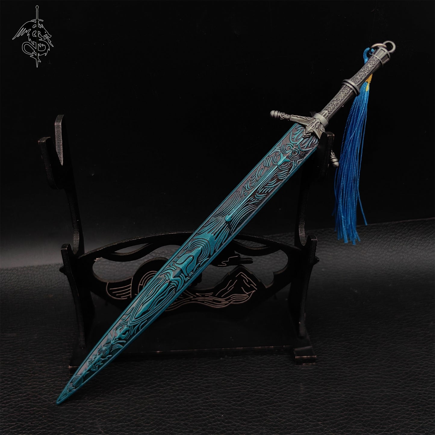 Moonlight Greatsword Metal Dark Moon Sword