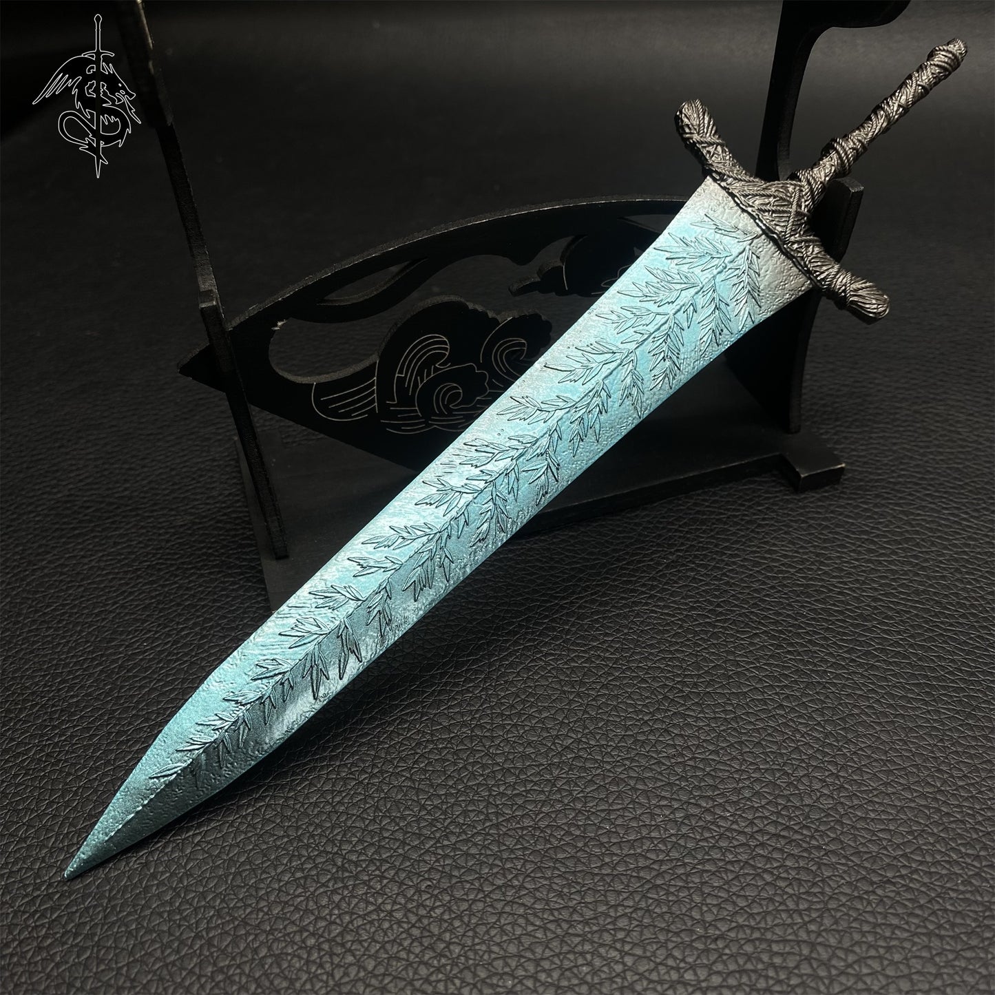 Metal Dark Moonlight Greatsword 8.5" Metal Miniature