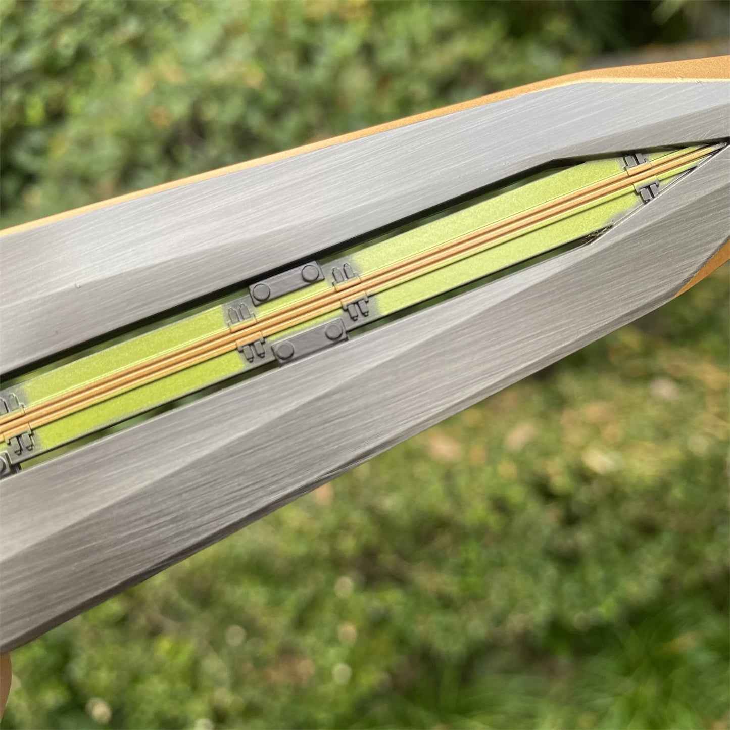 DF Hackclaw Data Knife Metal Replica