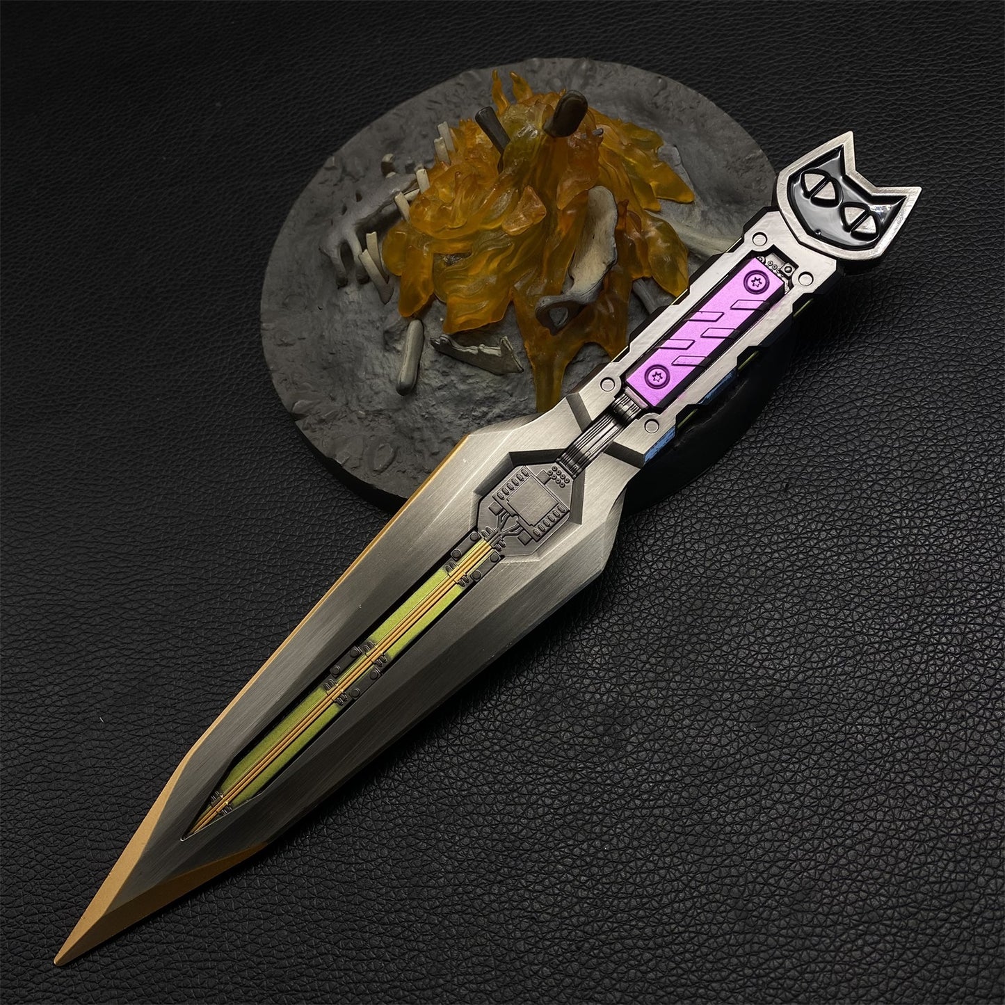 DF Hackclaw Data Knife Metal Replica