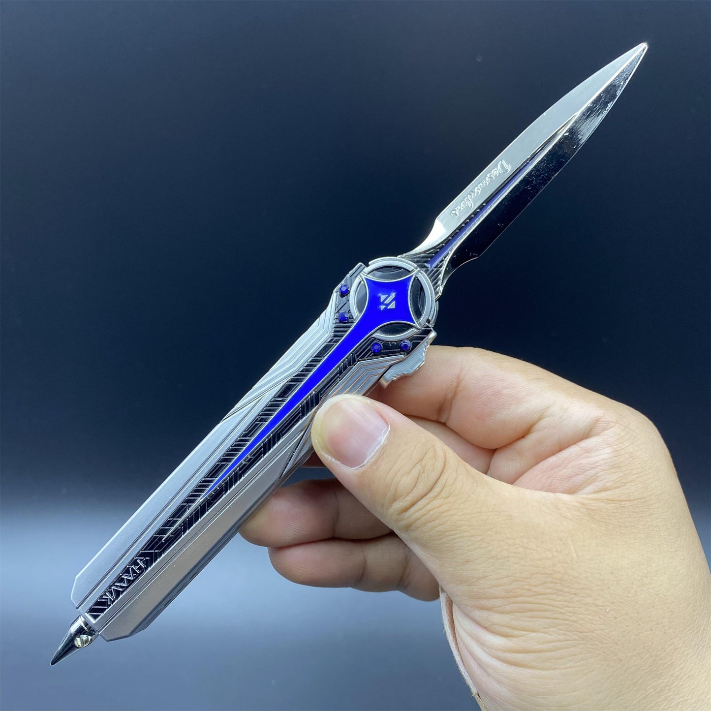 Luminous Delta Force Desmoulins' Edge Metal Dull Blade Replica For Collection