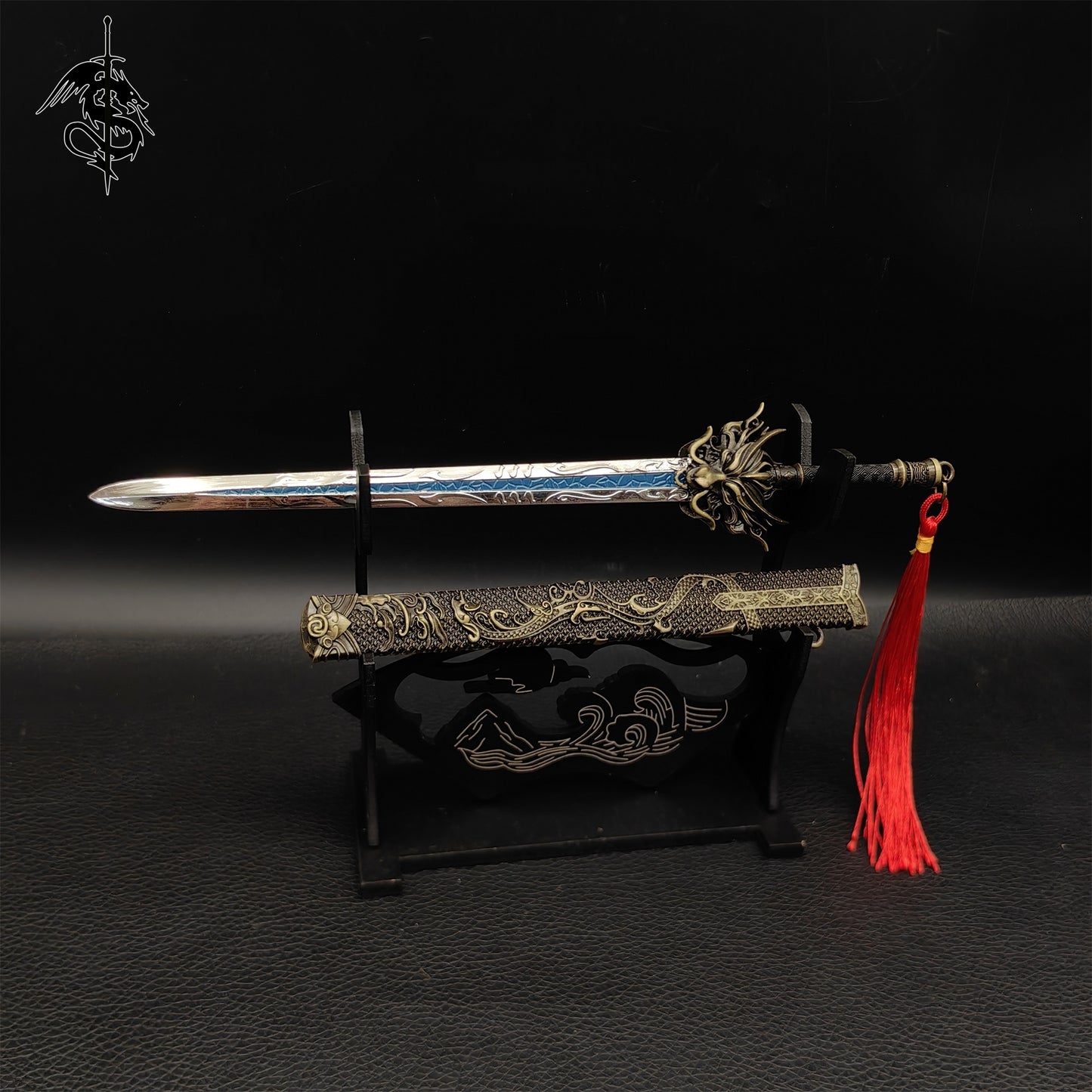 Famous Chinese Anime Prop Doze Dragon Sword Metal Replica