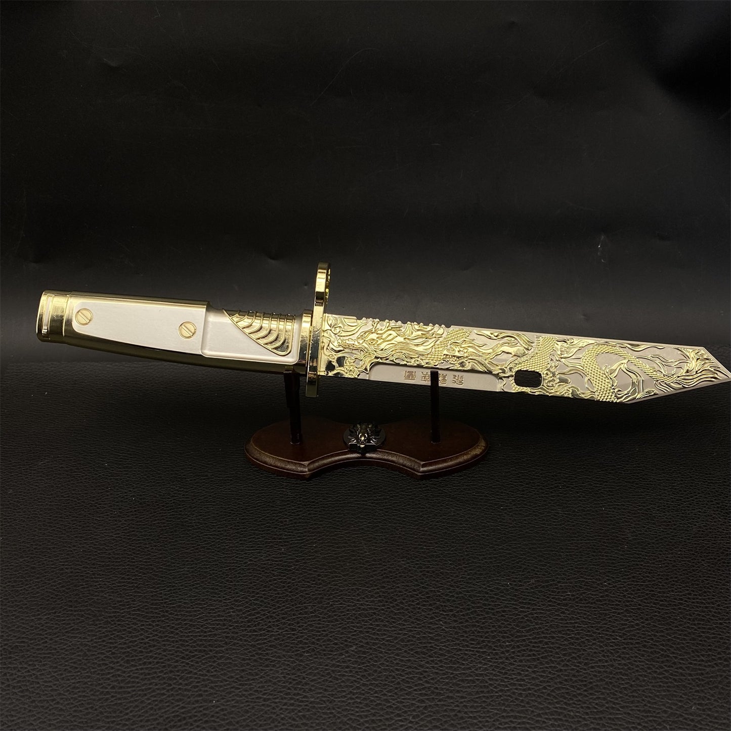 DF Dragon Tooth Knife Metal Blunt Prop 32CM/12.6"