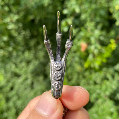 Eagle's Claw Necklace Replica