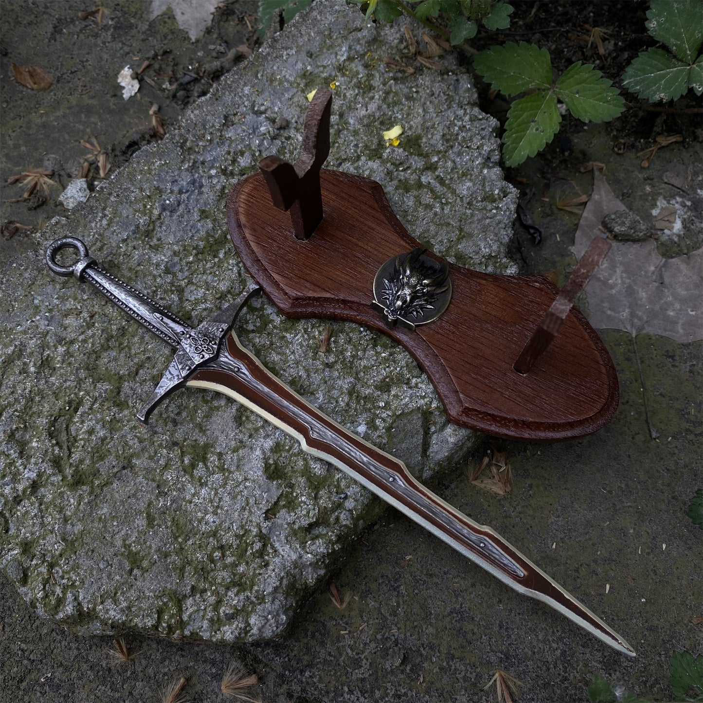 Dragonbone Greatsword Metal Miniature Gift Box