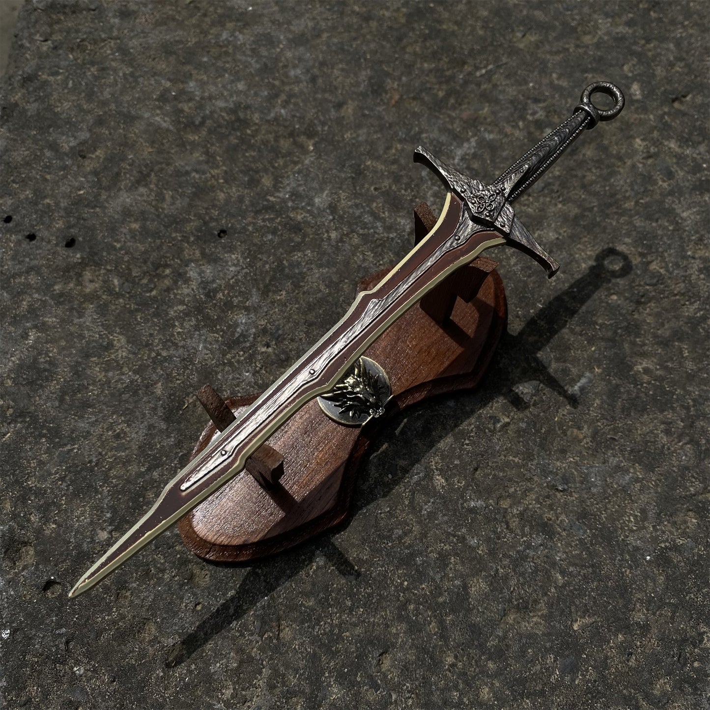 Dragonbone Greatsword Metal Miniature Gift Box