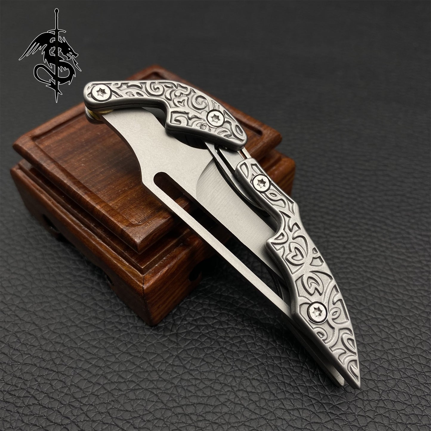 CNC High-quality Creative EDC Tool Folding Knife