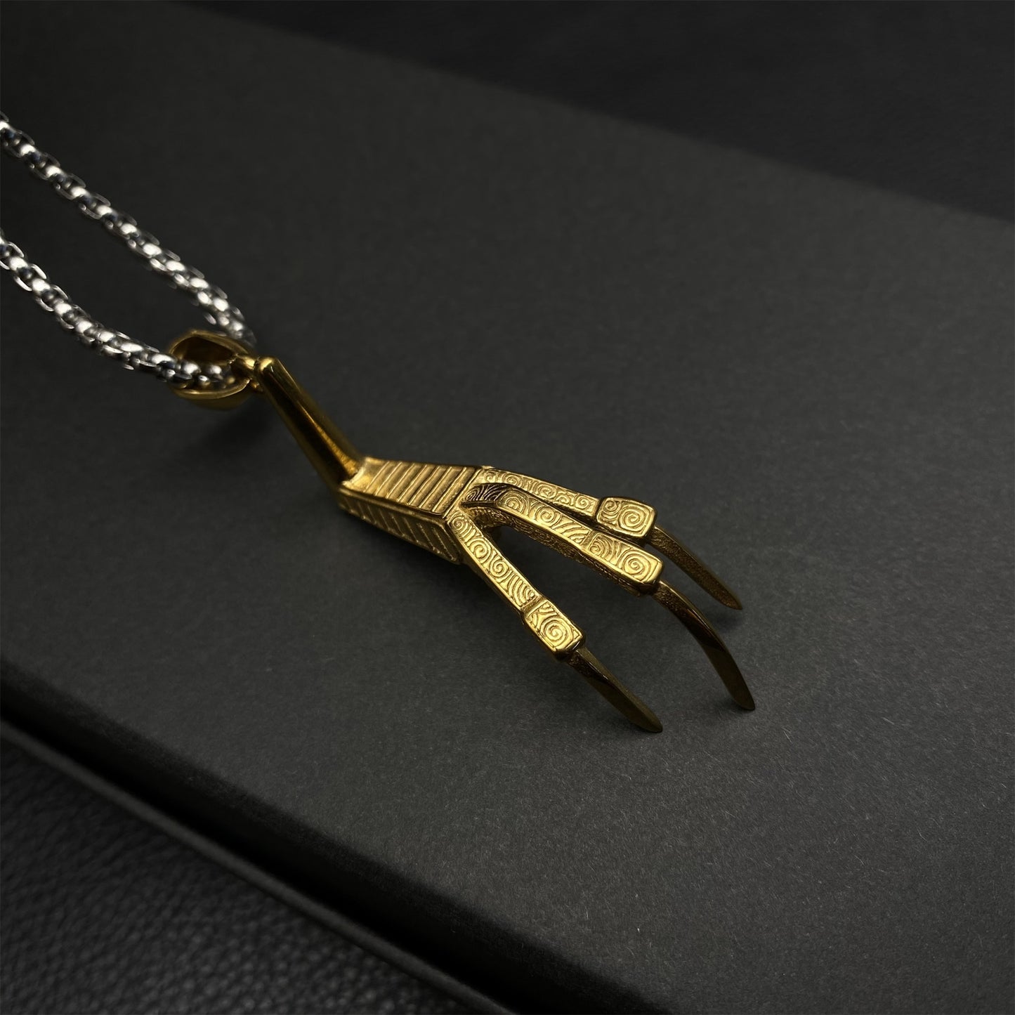 Eagle's Claw Necklace Replica