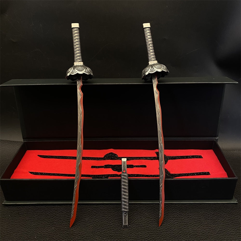 ER Eleonora's Poleblade Metal Miniature 48CM/18.8"