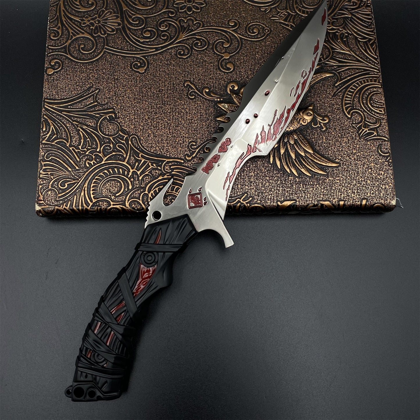 Delta Force Executioner Dagger 1:1 Scale Metal Replica - Blunt Blade Asara's Blade Collectibles