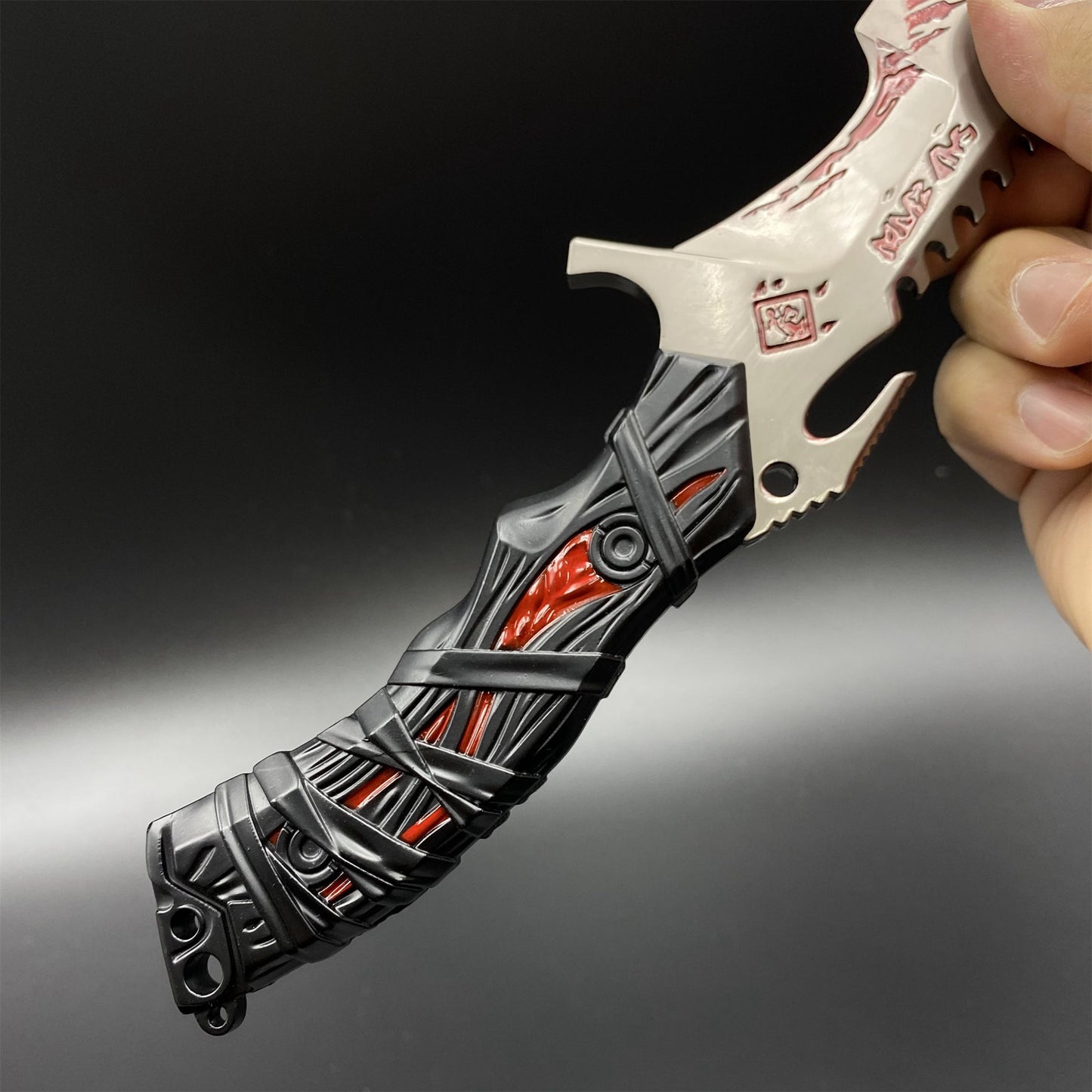 Delta Force Executioner Dagger 1:1 Scale Metal Replica - Blunt Blade Asara's Blade Collectibles