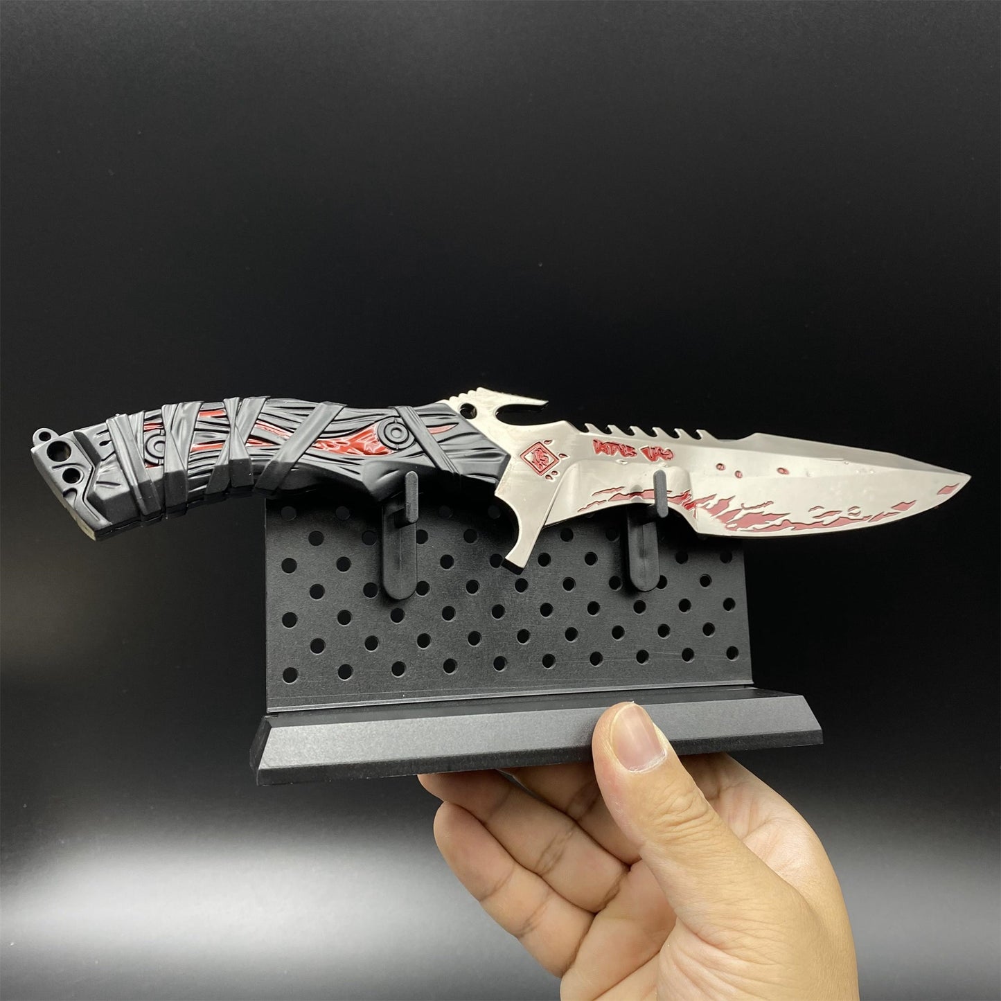 Delta Force Executioner Dagger 1:1 Scale Metal Replica - Blunt Blade Asara's Blade Collectibles