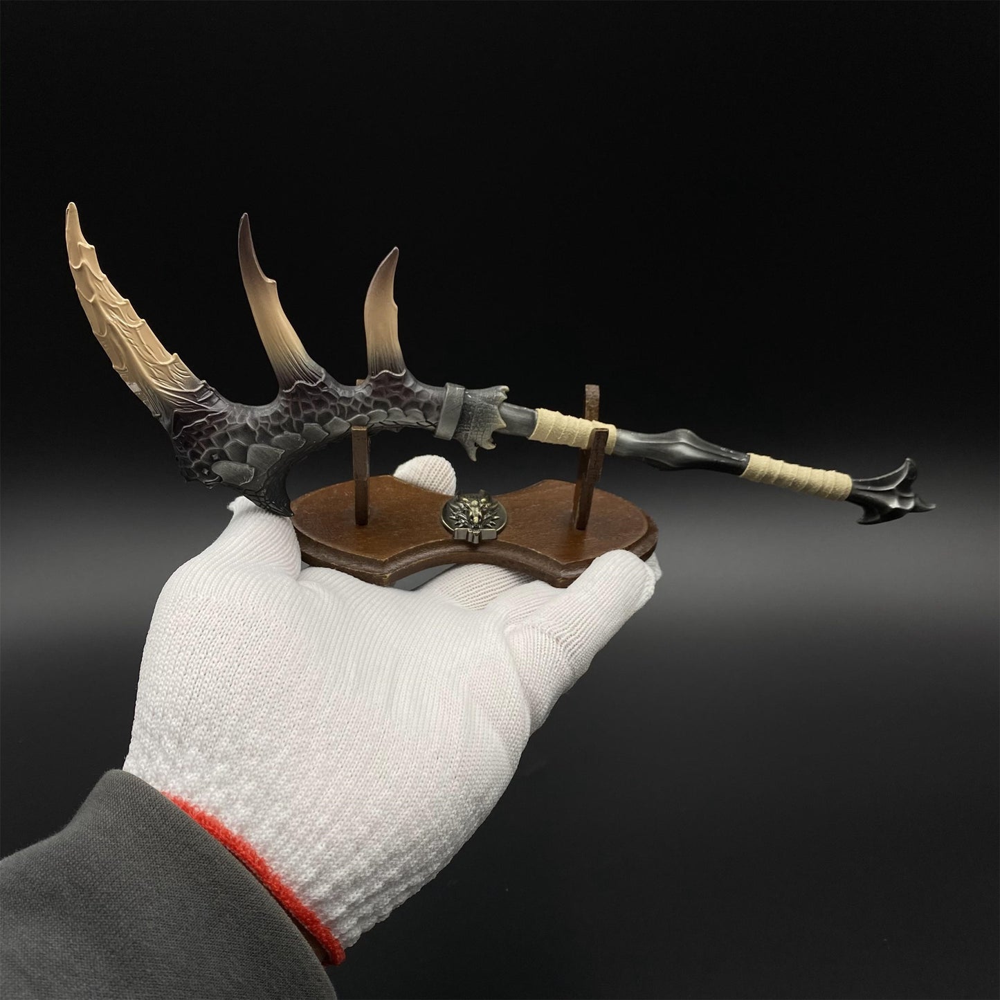 Monster Killer Fatalis Annihilation Long Sword Metal Miniature