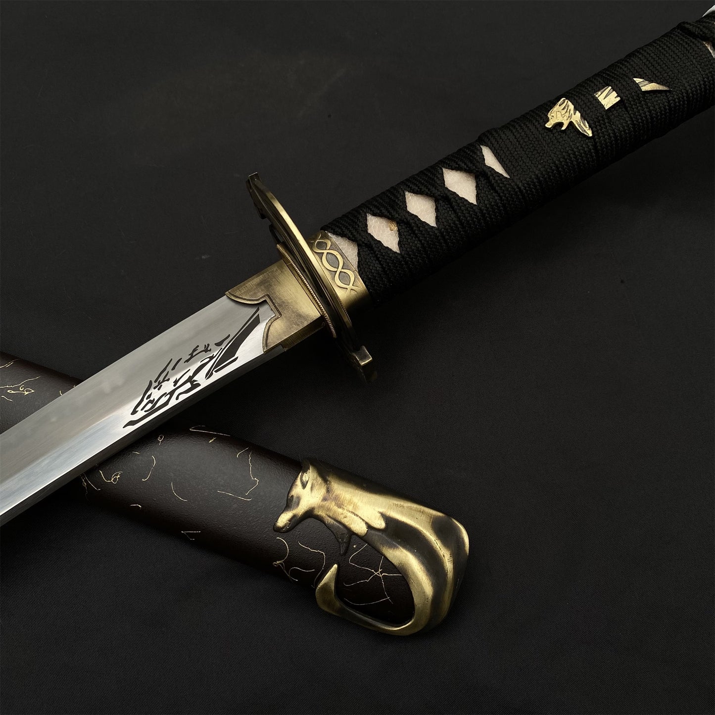 GOY Atsu Wolf Blade T10 Steel Version