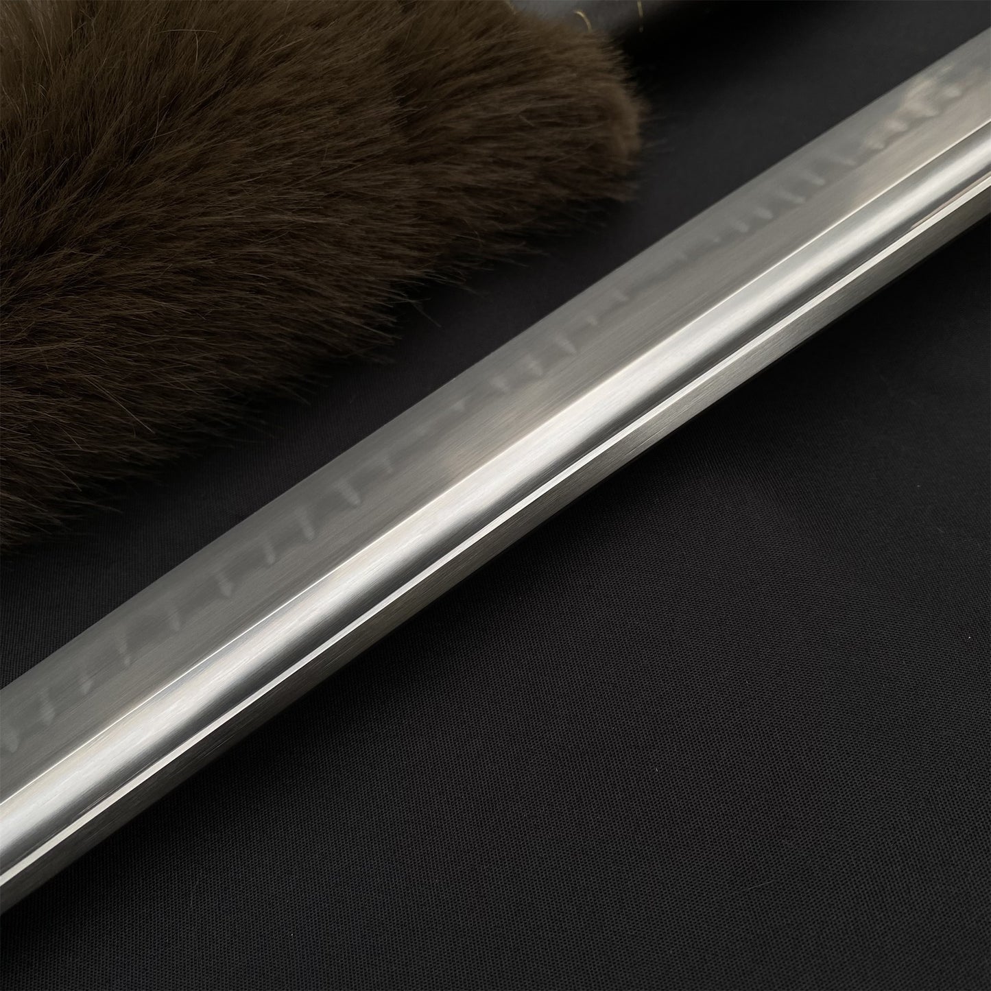 GOY Atsu Wolf Blade T10 Steel Version