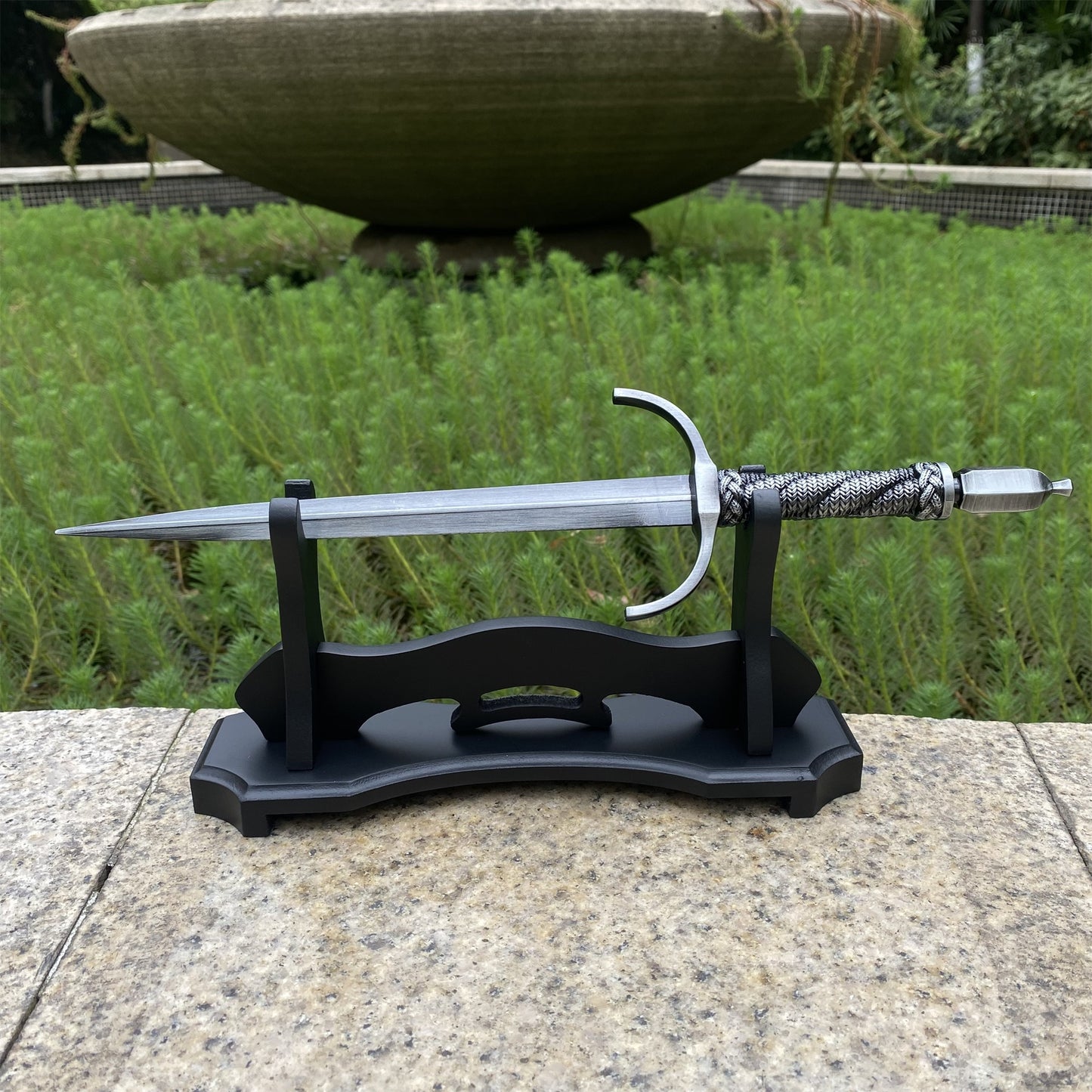 Hight-Quality Game Dagger Metal Craft For Collection