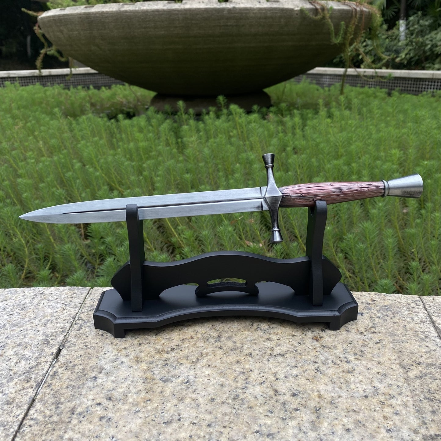 Hight-Quality Game Dagger Metal Craft For Collection