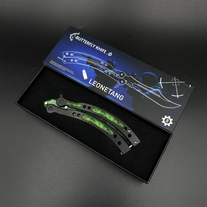 CS2 Butterfly Knife Forest DDPAT Balisong Replica - Unsharpened Game Prop Collectible with Display Stand