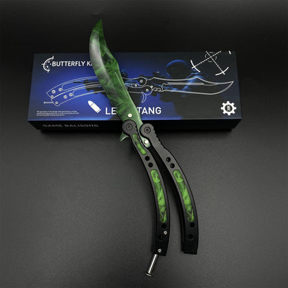 CS2 Butterfly Knife Forest DDPAT Balisong Replica - Unsharpened Game Prop Collectible with Display Stand