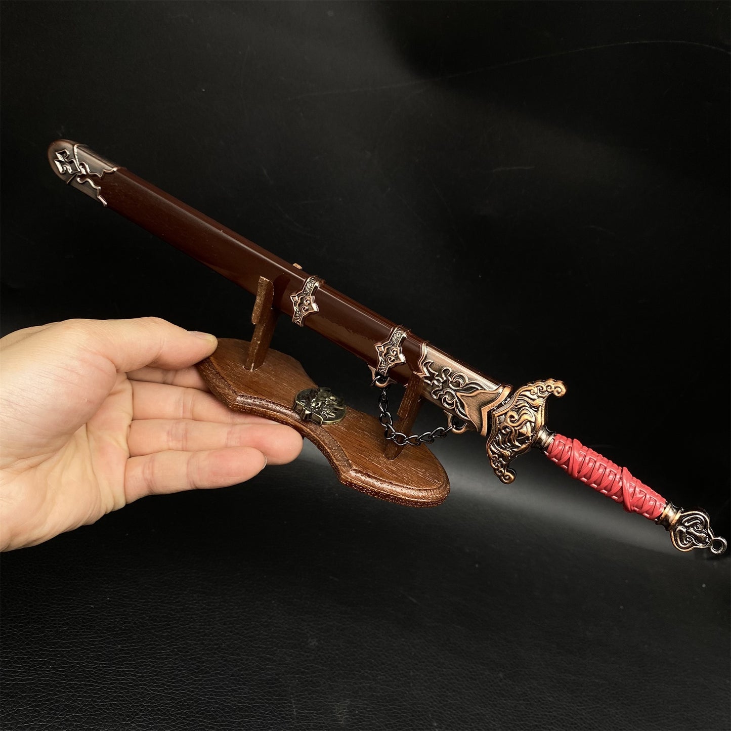 NB Game Gentleman's Sword Metal Replica