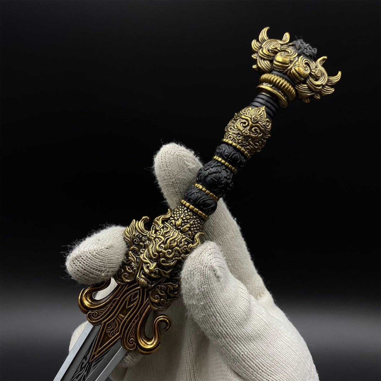Soul Land Ghostcarving Godly Blade Metal Replica - Dull Blade Prop