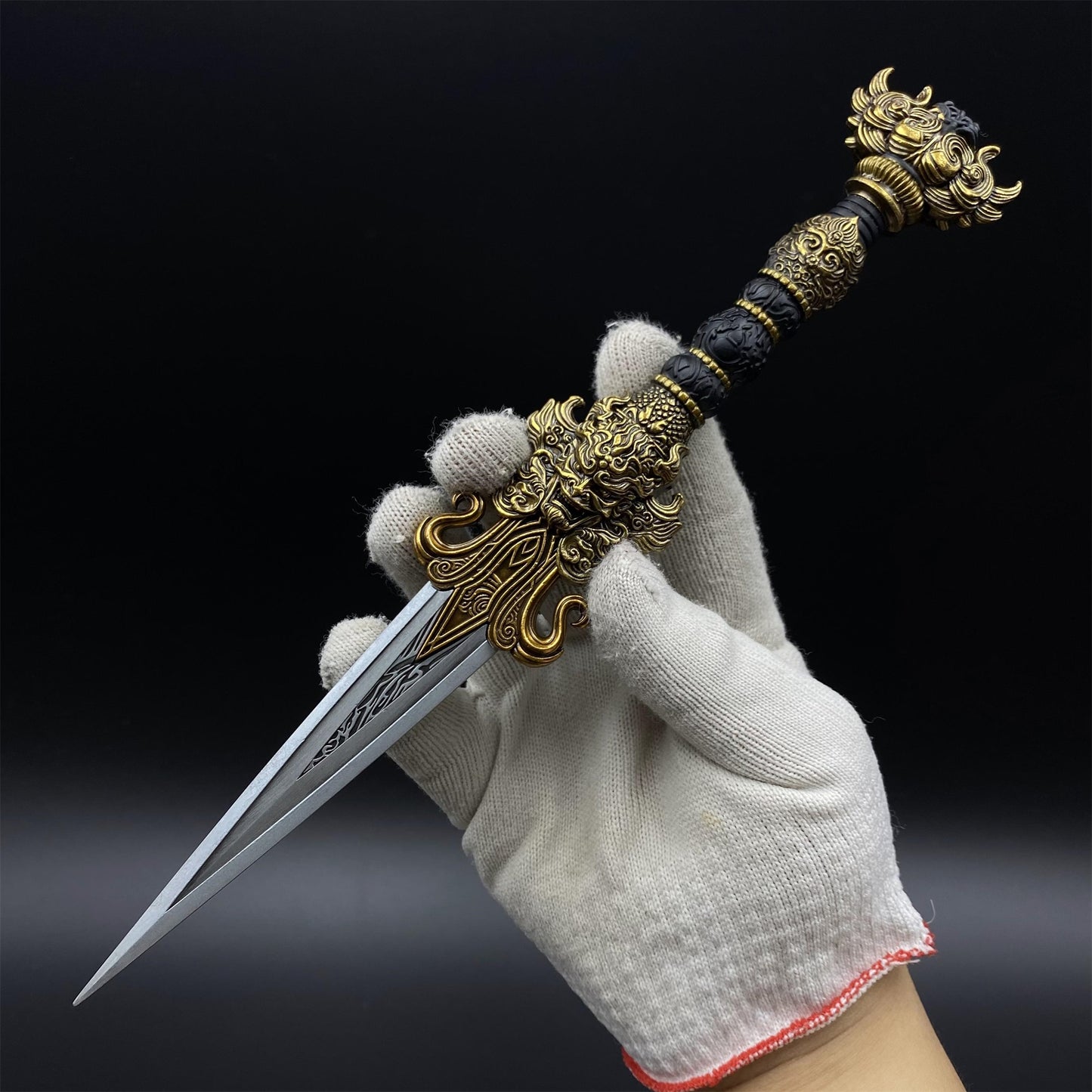 Soul Land Ghostcarving Godly Blade Metal Replica - Dull Blade Prop