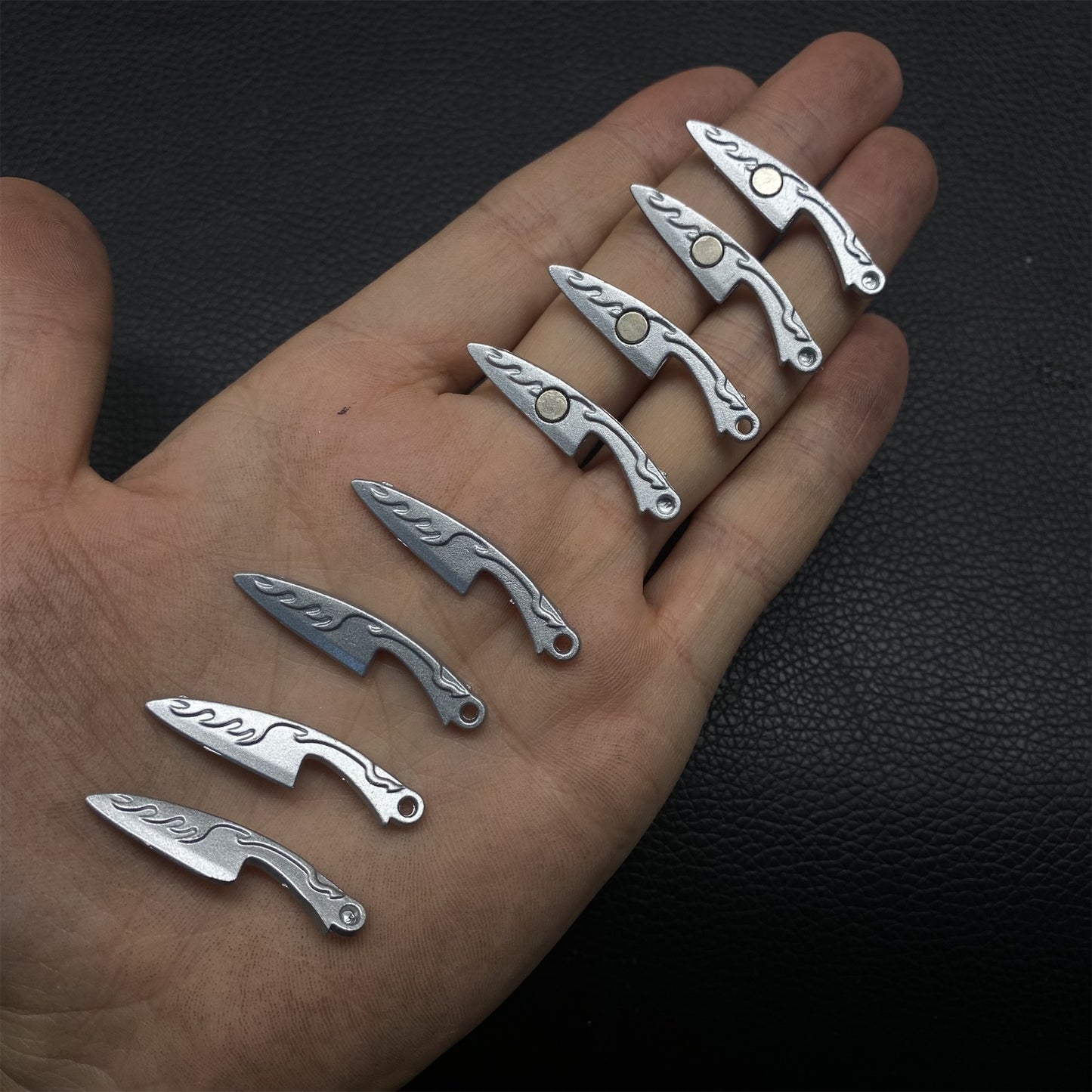 Cold Weapon Han Li Golden Fuzi Knife Metal Mini Replica