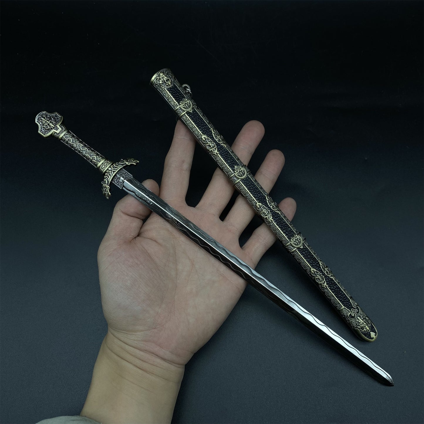 Heavenly King Sword Metal Craft Cool Weapon