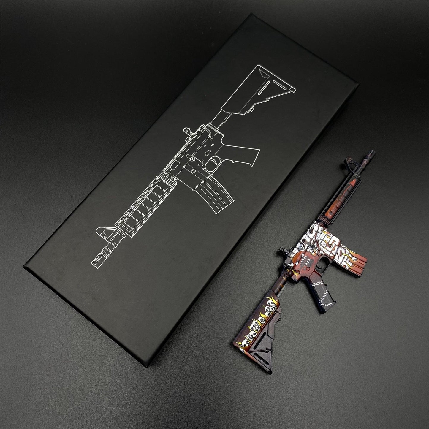 CS2 Hot Game Skin - M4A4 Gun Mini Metal Replica For Collectible
