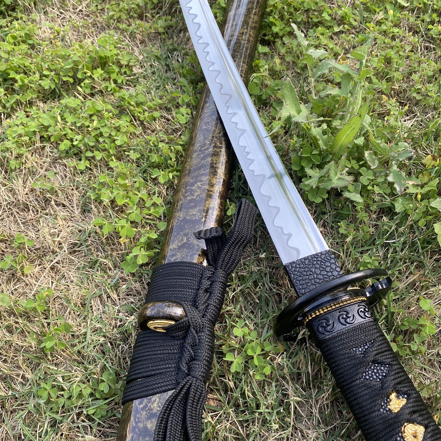 Japanese Katana-Howling Moon