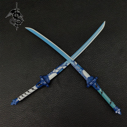 Dual Katana Miniature Figure Weapon