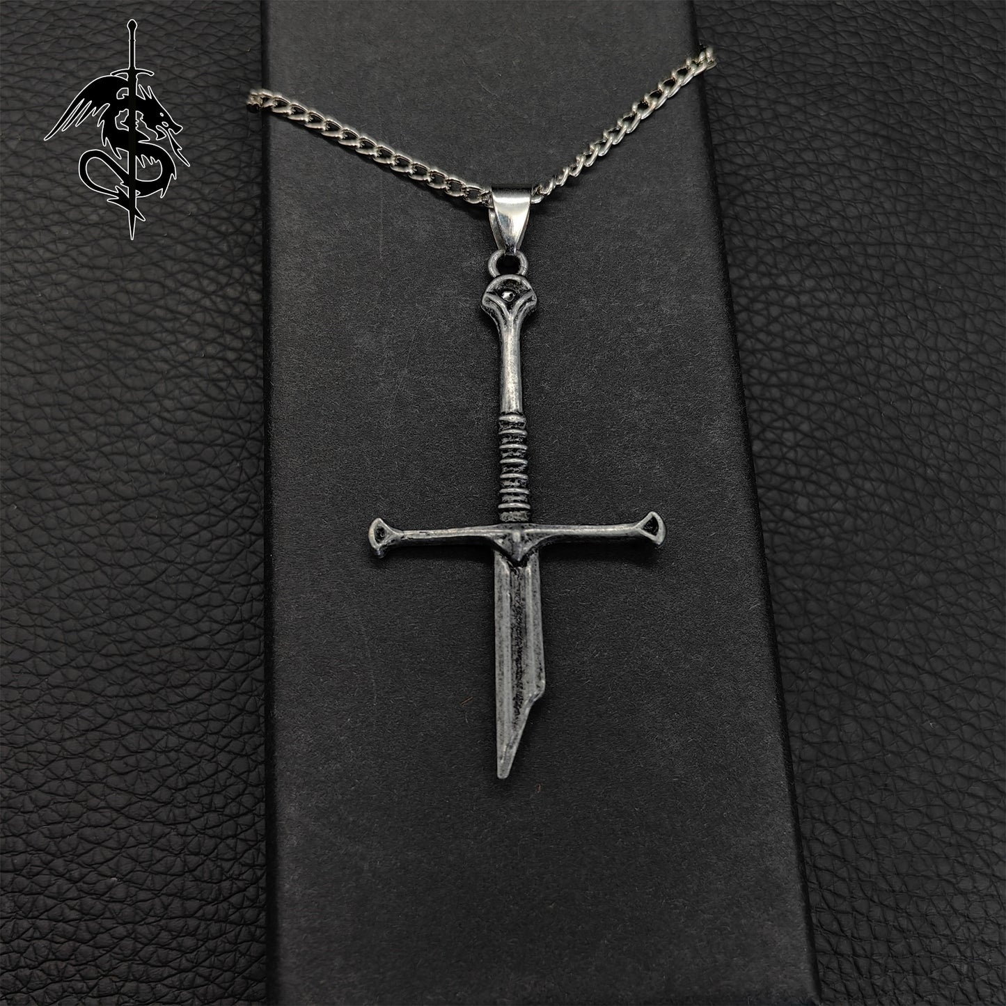 Narsil Holy Sword Pendant Middle Age Broken Holy Sword Necklace