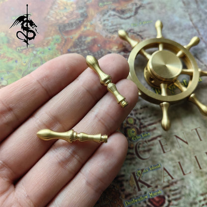 Brass Rotating Rudder Toy Fingertip Spinner