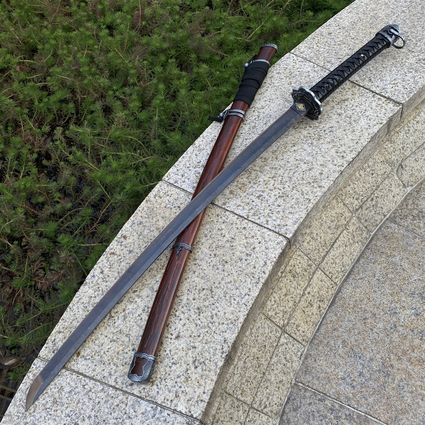 Red Mortal Blade Gracious Gift of Tears Antique Manganese Steel Version