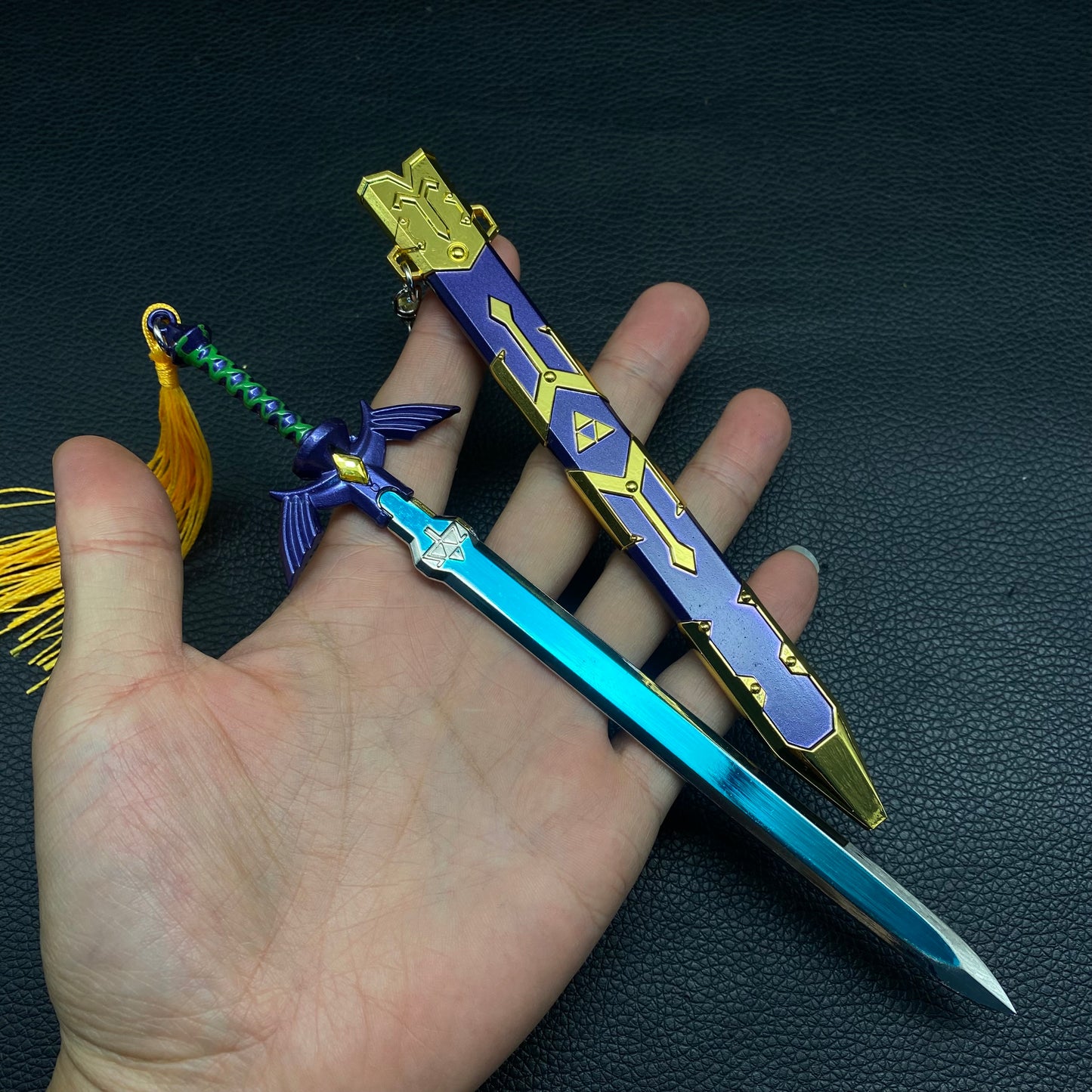 Metal Link Weapon Miniature USA Stock