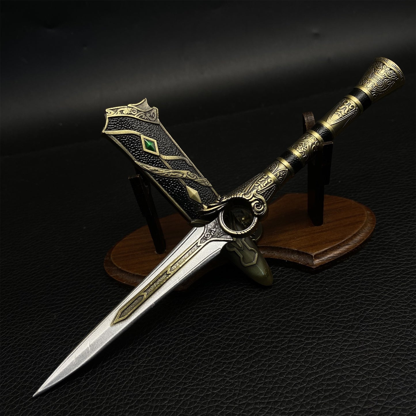 Dark River Inch Finger Sword Metal Replica