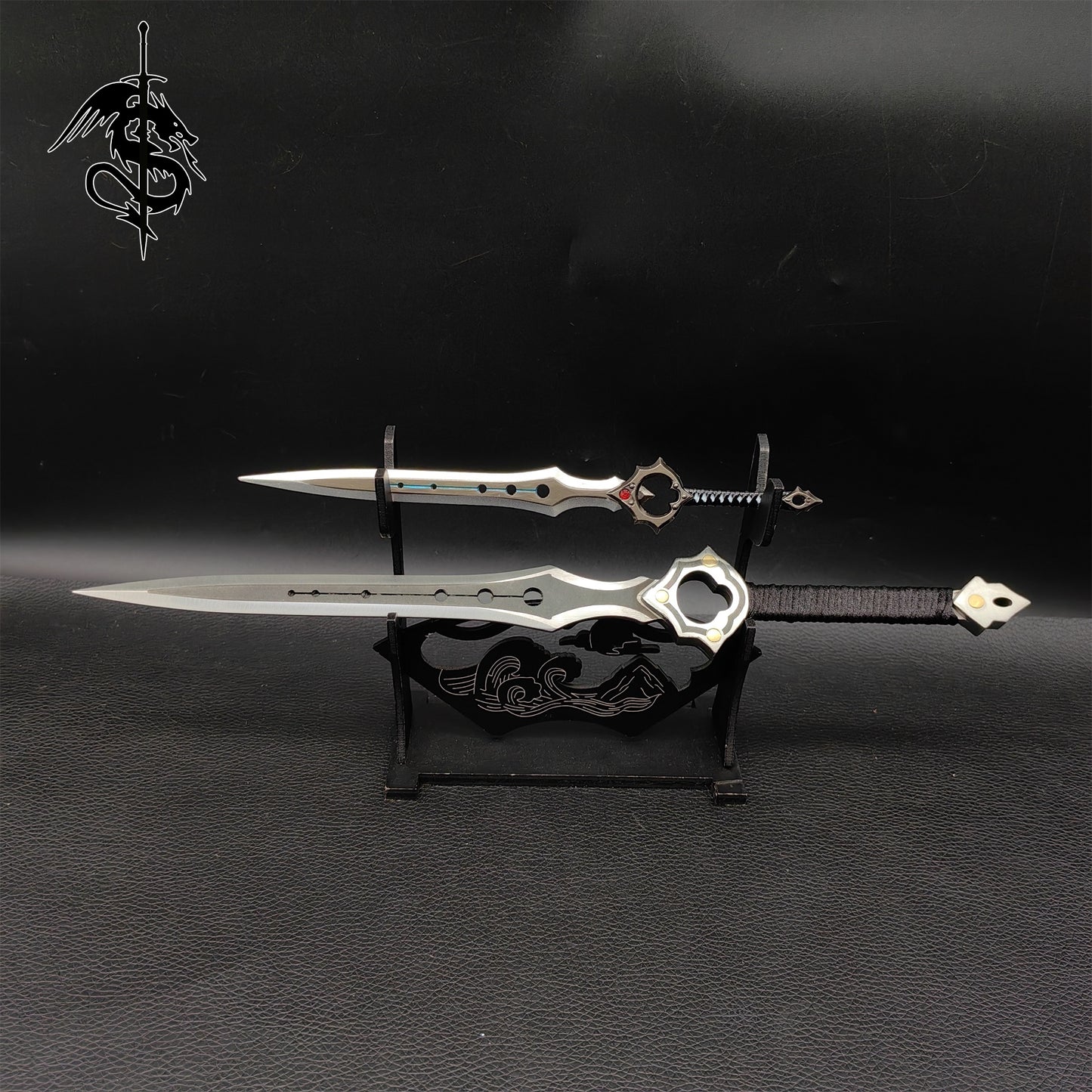  Infinity Sword 7.9" And 11.8" Infinity Blade Collection