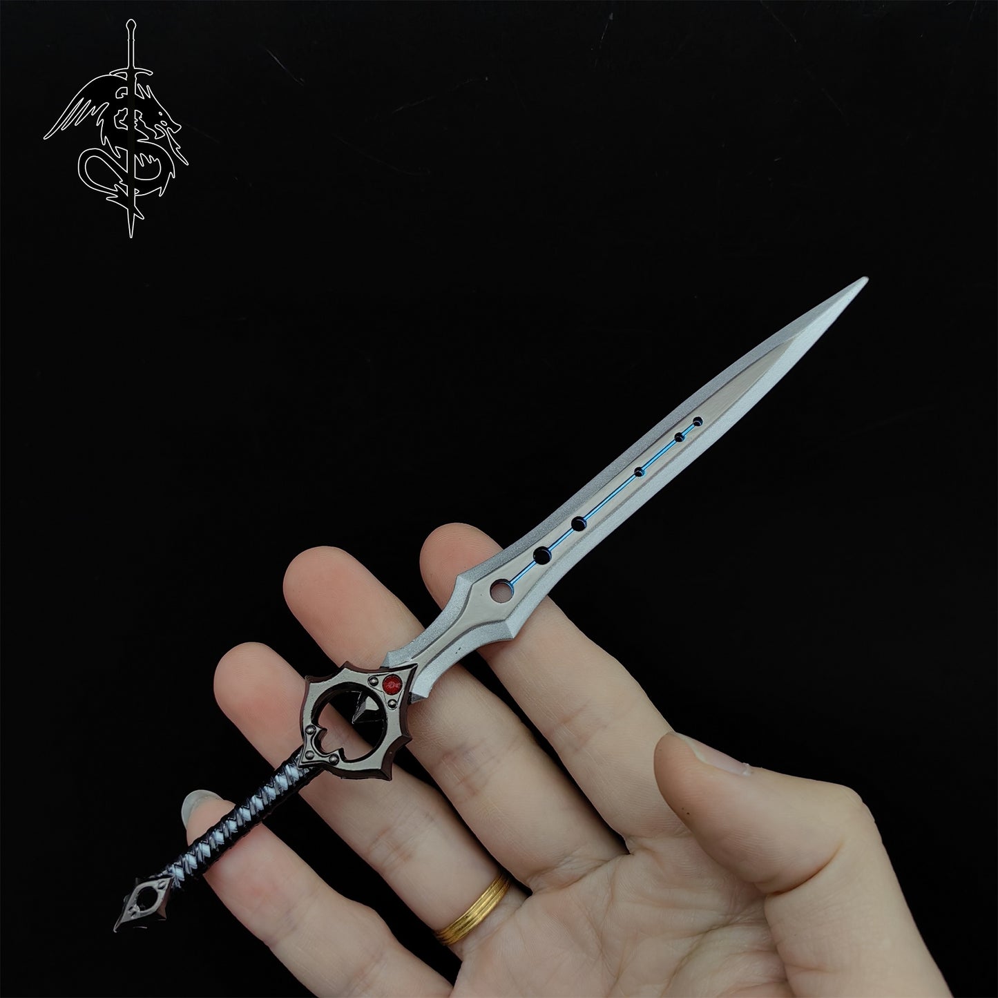  Infinity Sword 7.9" And 11.8" Infinity Blade Collection