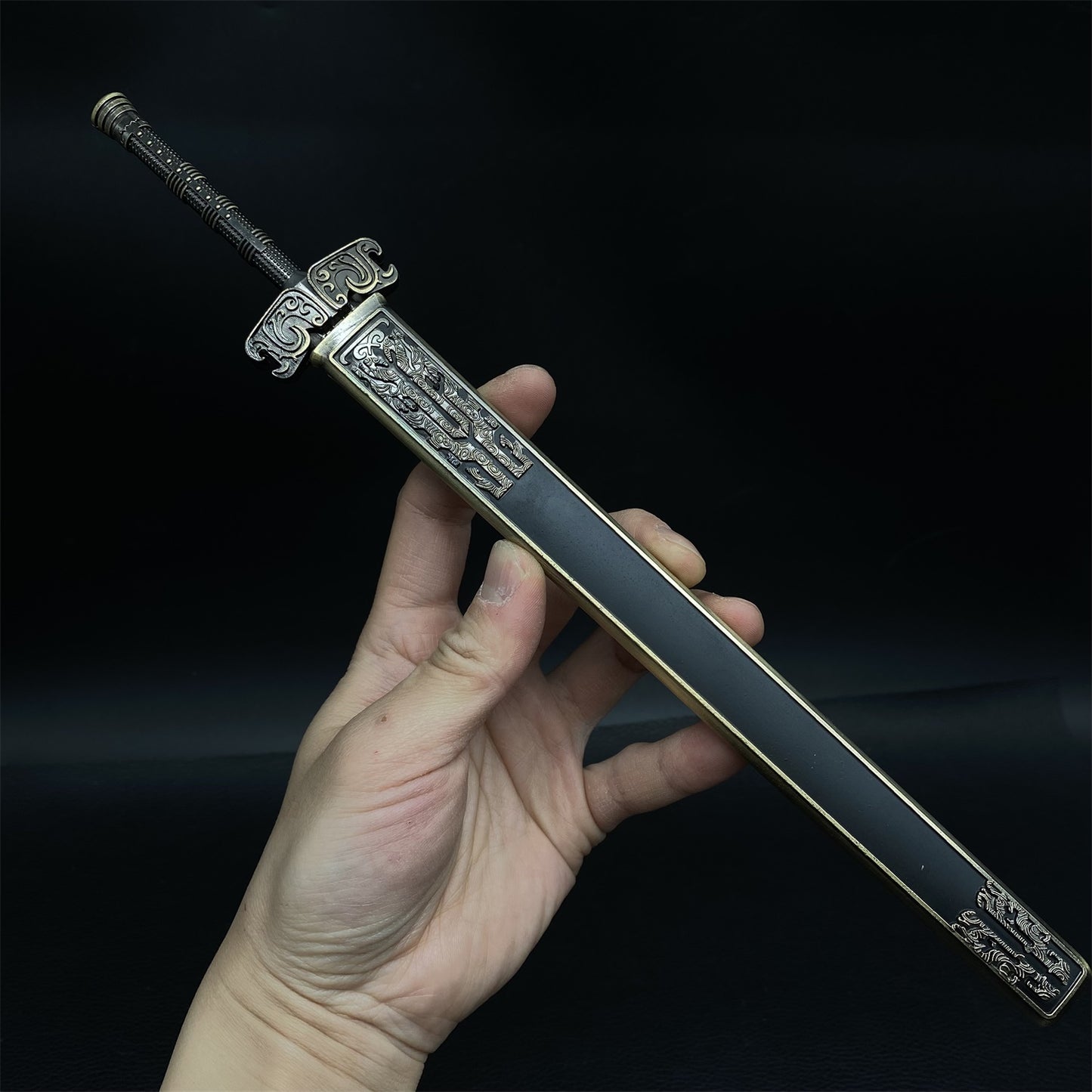 Top Ten Famous Swords In China Iron Horse Ice River Sword Metal Replica