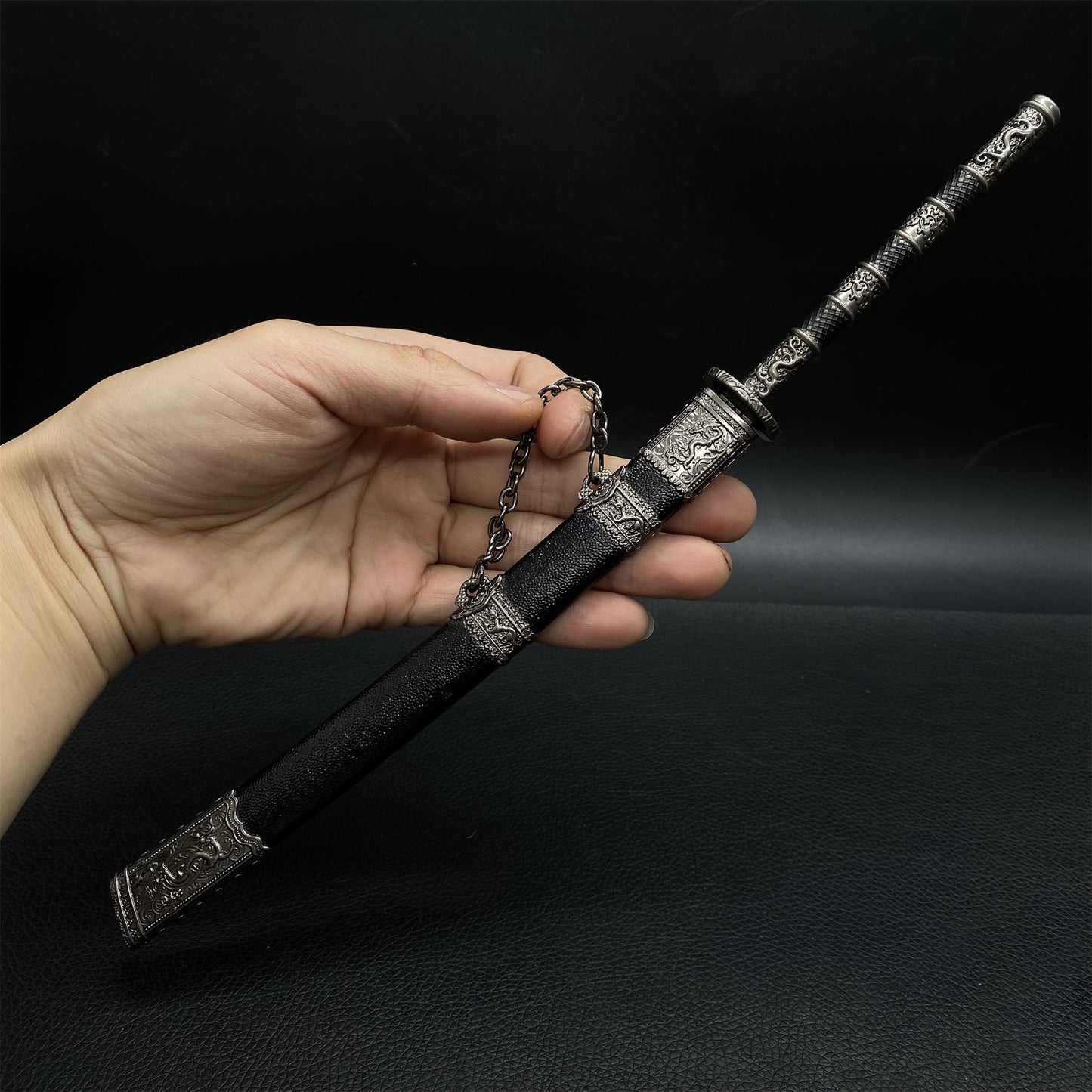 Ancient Chinese Kangxi Emperor's Sword 11.8 '' Metal Replica