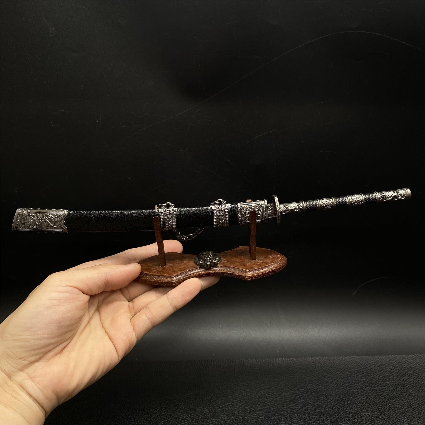 Ancient Chinese Kangxi Emperor's Sword 11.8 '' Metal Replica