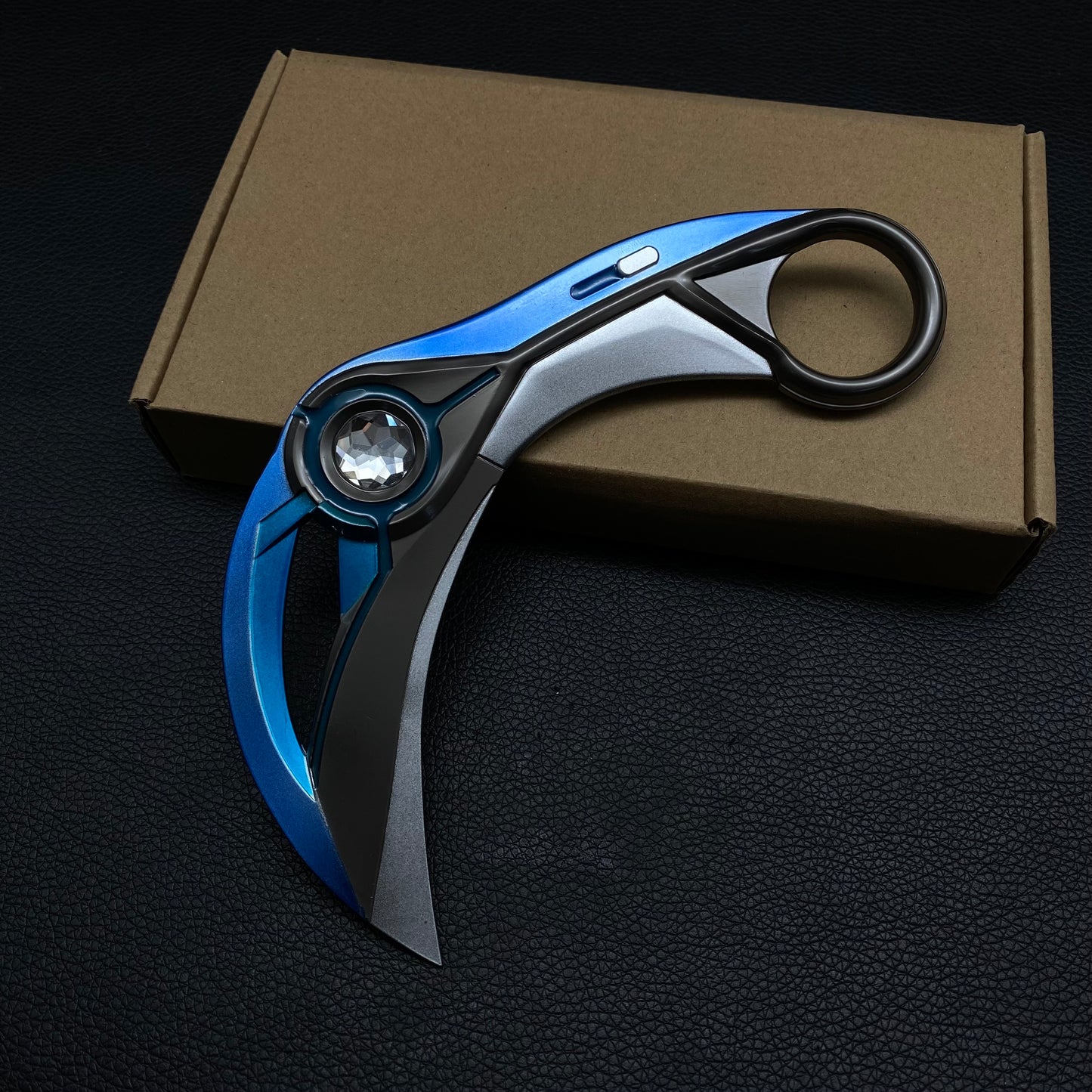 Hight-Quality Game Karambit Trainer Metal Craft For Collection