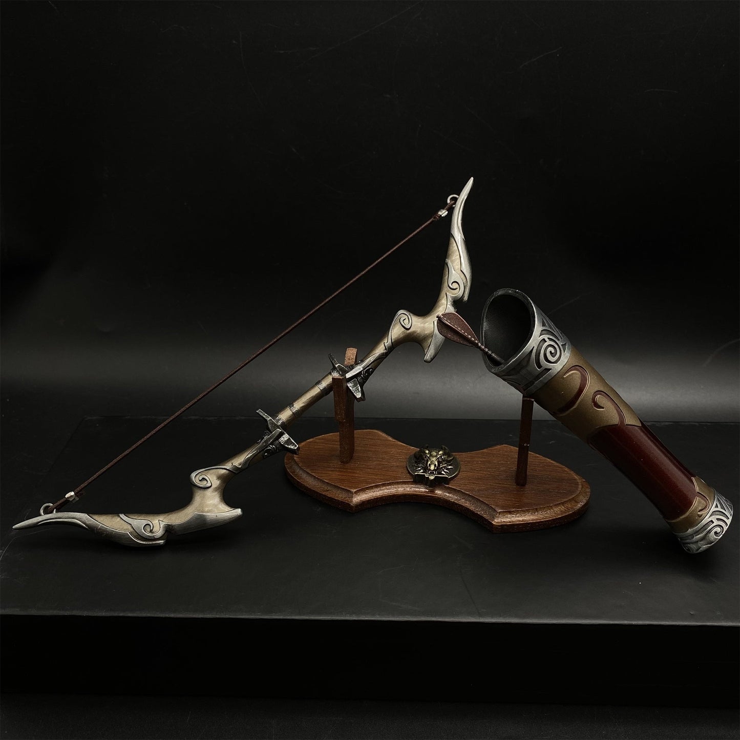 Skyrim Karliah Nightingale Bow Miniature