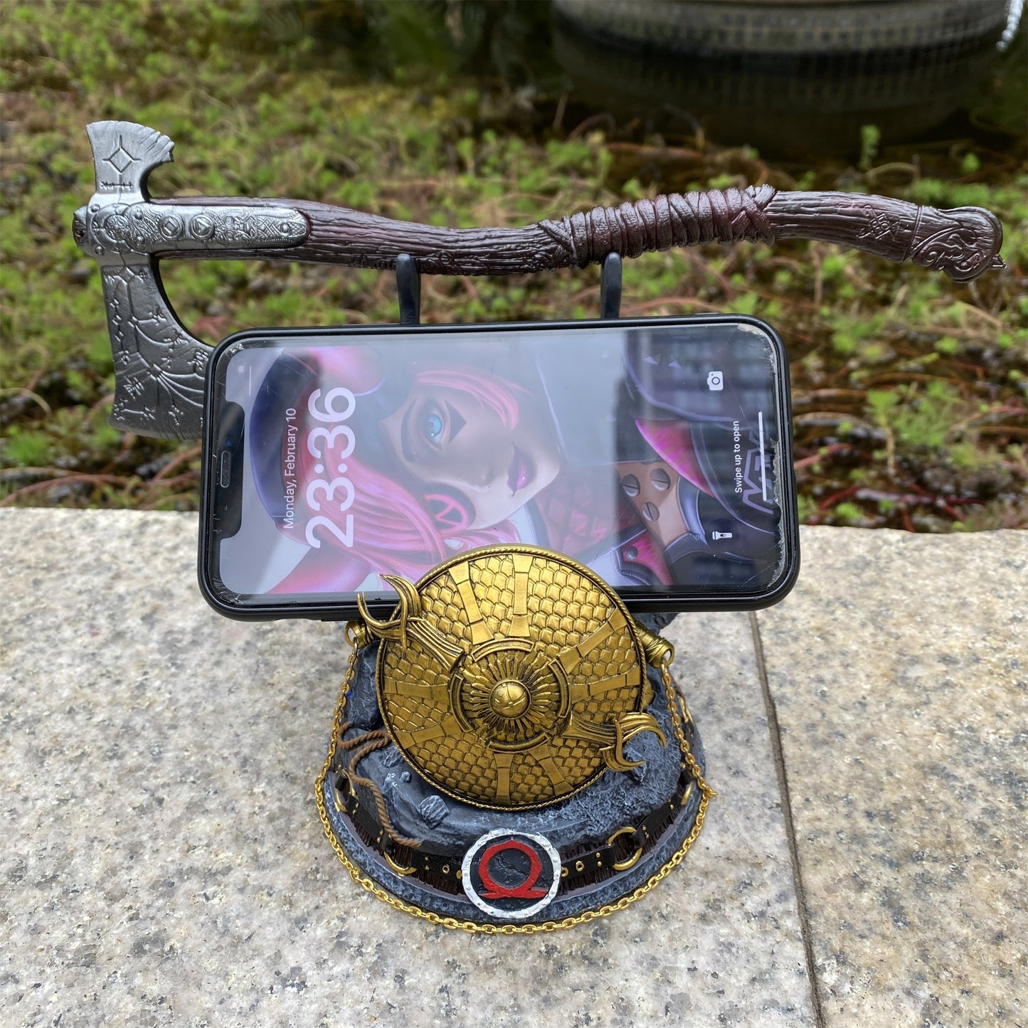 Kratos Phone Holder - 3D Resin Replica