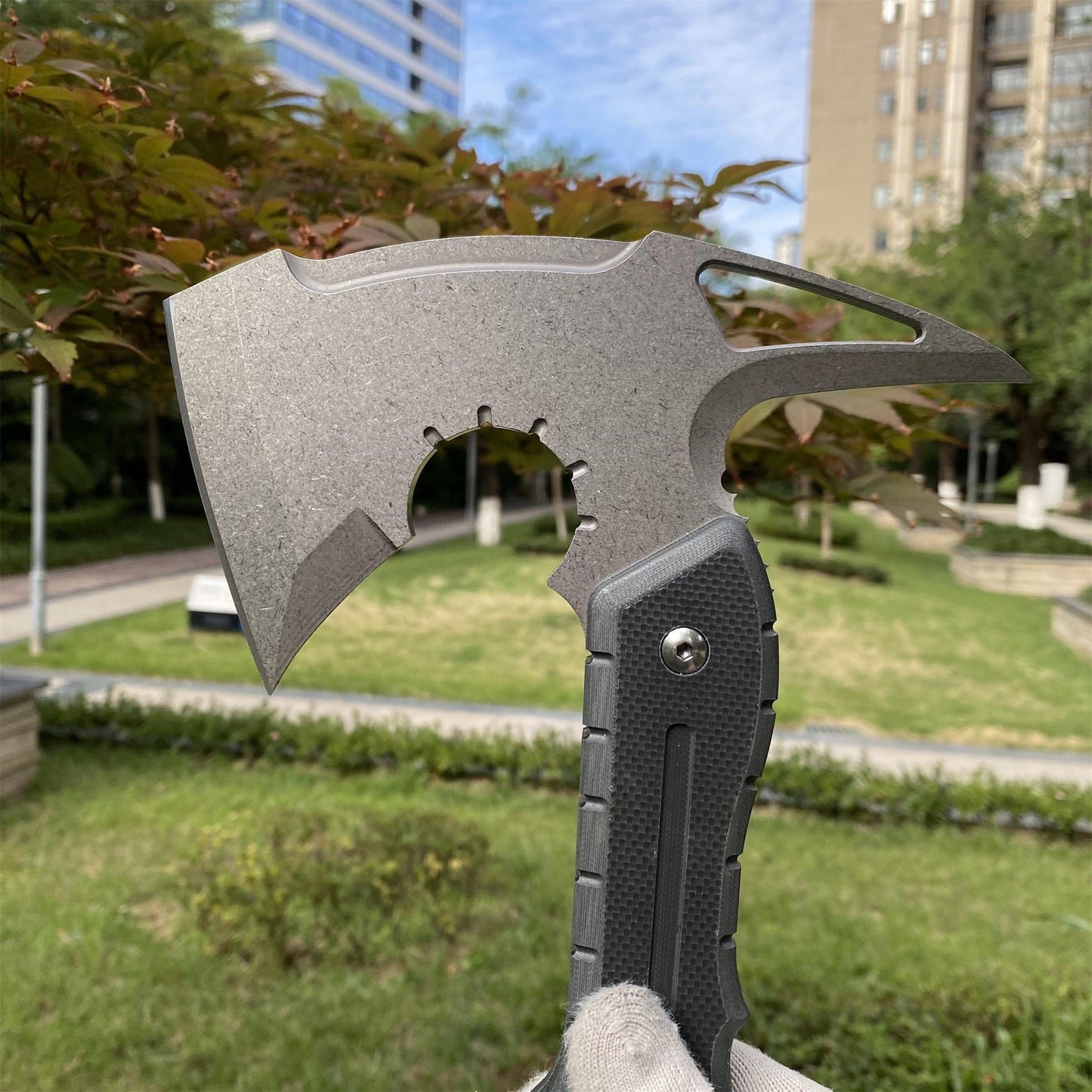 40CM / 15.7" 8Cr Steel Re9 Leon Hatchet Leon Axe Full Tang Camping Axe For Collection