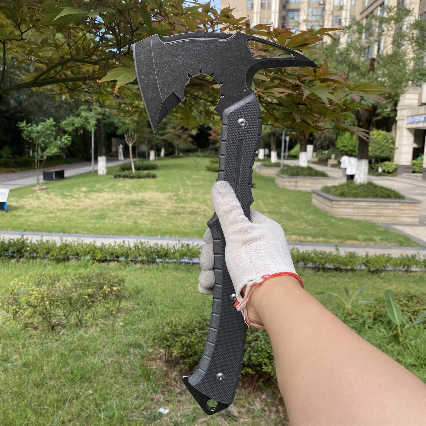 40CM / 15.7" 8Cr Steel Re9 Leon Hatchet Leon Axe Full Tang Camping Axe For Collection