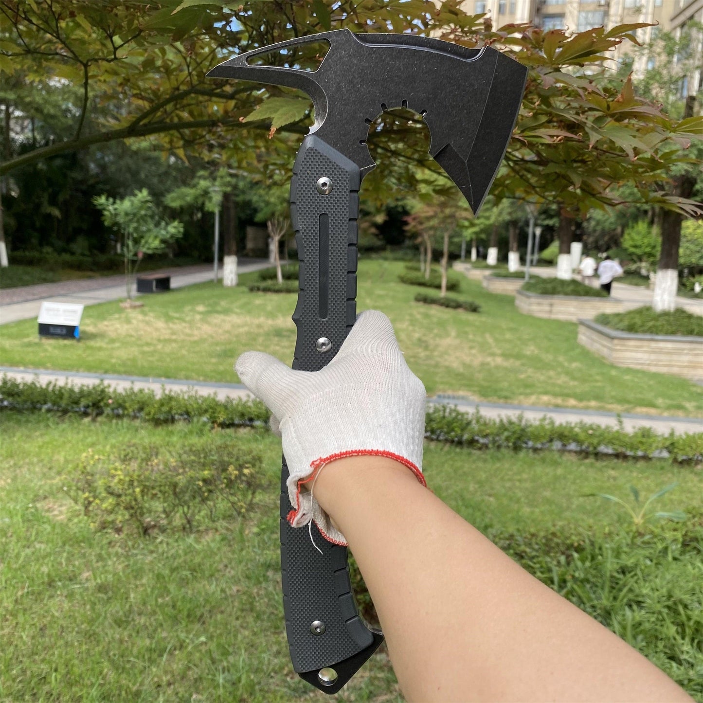 40CM / 15.7" 8Cr Steel Re9 Leon Hatchet Leon Axe Full Tang Camping Axe For Collection