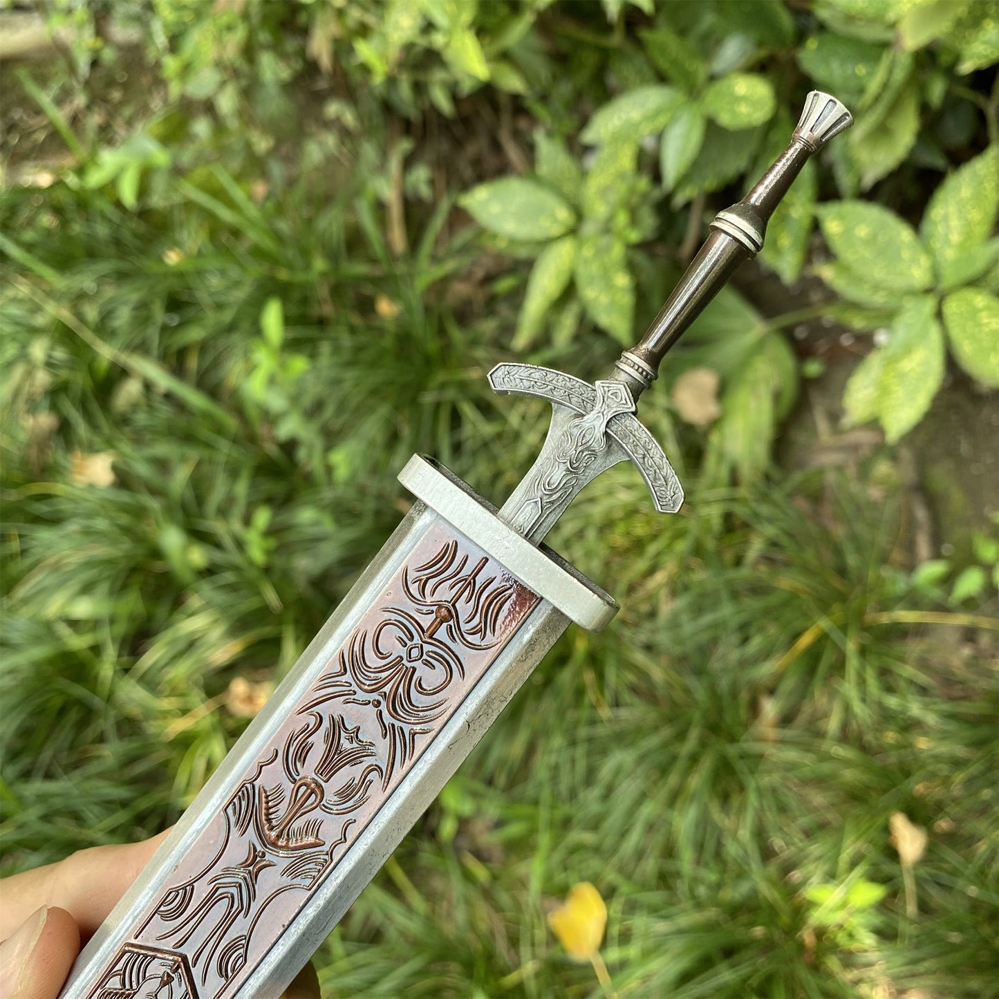 Ludwing's Holy Blade Replica Metal Miniature